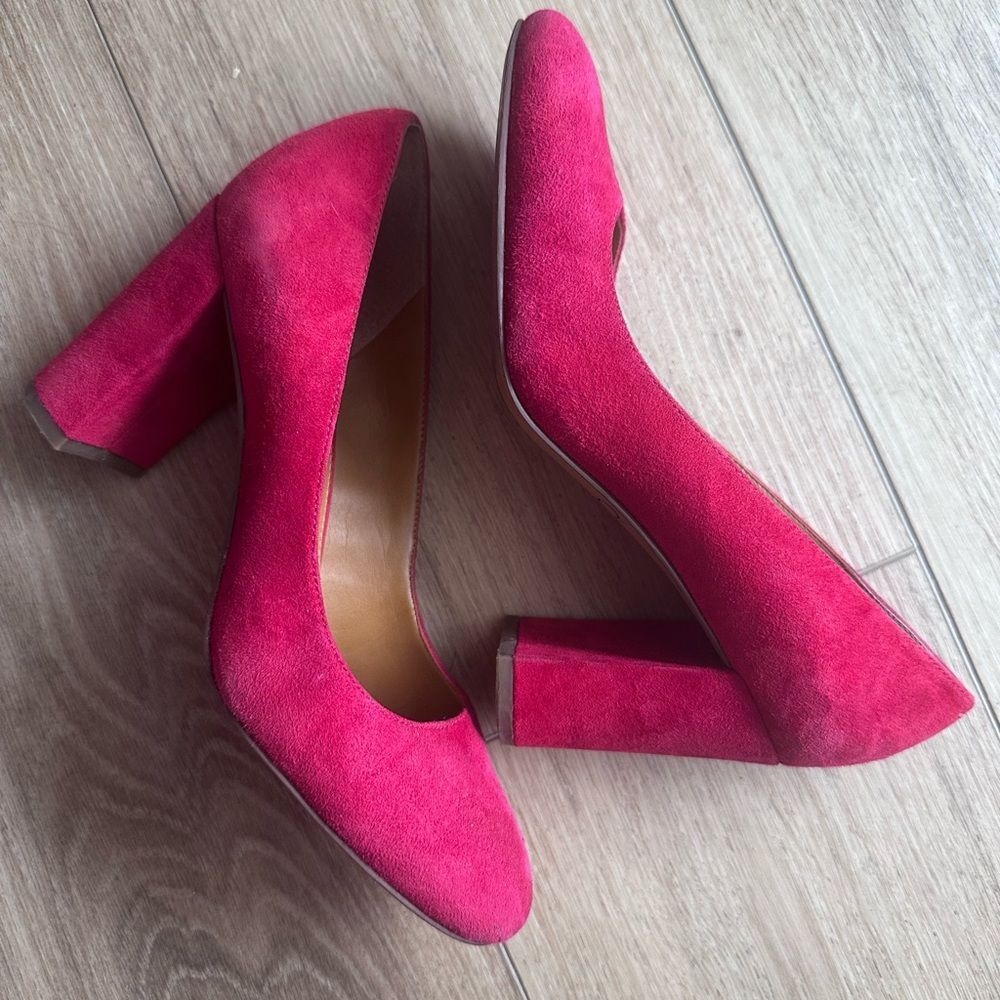 Franco Sarto Vibrant red Suede Heels
